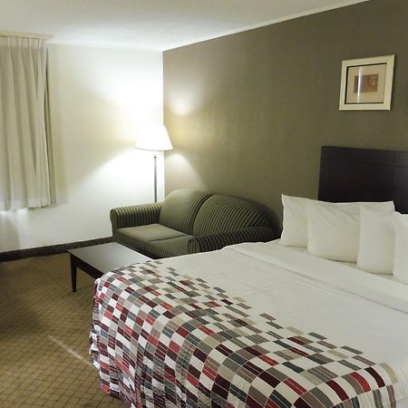 Red Roof Inn Plus Newark Liberty Airport - Картерет Екстериор снимка